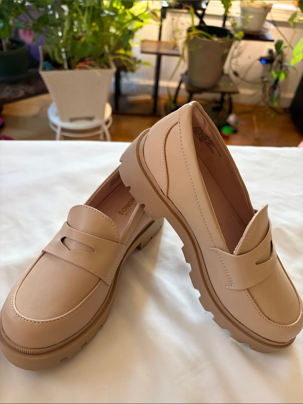 Girls Size 1 Sonoma chunky heel loafers
